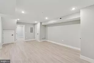 2401 N 2nd St, Philadelphia, PA 19133 - Photo 11