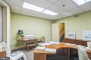 2047 Locust St, Philadelphia, PA 19103 - Photo 23