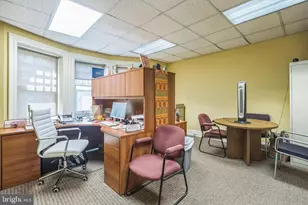 2047 Locust St, Philadelphia, PA 19103 - Photo 31