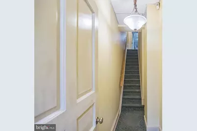 2047 Locust Street, Philadelphia, PA 19103 - Photo 15