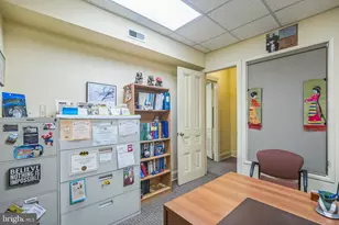 2047 Locust St, Philadelphia, PA 19103 - Photo 21