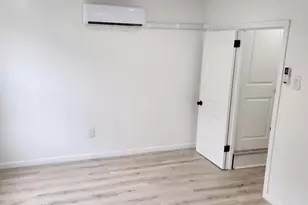 824 League St, Philadelphia, PA 19147 - Photo 9