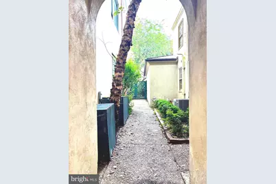 226 Monroe Street #C, Philadelphia, PA 19147 - Photo 3