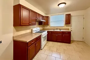 1748 S Chadwick St, Philadelphia, PA 19145 - Photo 3