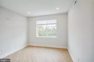 646 N 32nd St, Philadelphia, PA 19104 - Photo 7