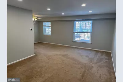 4000 Gypsy Lane #420D, Philadelphia, PA 19129 - Photo 3