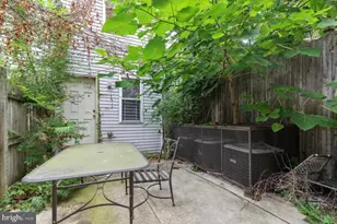 1711 N Gratz St, Philadelphia, PA 19121 - Photo 17