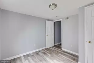 1711 N Gratz St, Philadelphia, PA 19121 - Photo 9