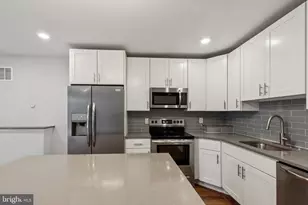 814 N Uber St, Philadelphia, PA 19130 - Photo 7