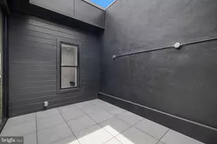 124 N 2nd St, Philadelphia, PA 19106 - Photo 25