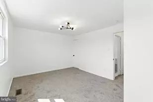 7643 Gilbert St, Philadelphia, PA 19150 - Photo 15