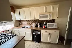 5932 Frontenac St, Philadelphia, PA 19149 - Photo 7