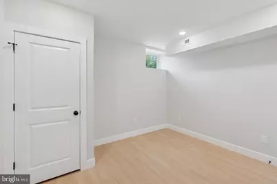 520 W Susquehanna Avenue #1, Philadelphia, PA 19122 - Photo 13