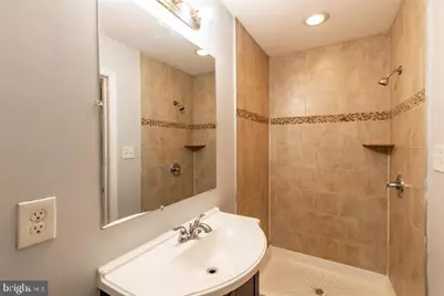 1133 W Colona Street, Philadelphia, PA 19133 - Photo 25