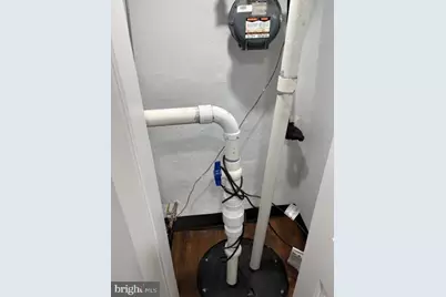 2061 Tasker Street, Philadelphia, PA 19145 - Photo 9