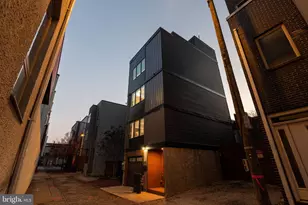 848 N Leithgow St, Philadelphia, PA 19123 - Photo 49