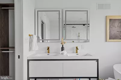 848 N Leithgow Street, Philadelphia, PA 19123 - Photo 31