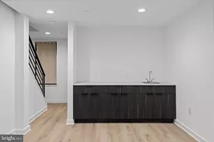 848 N Leithgow St, Philadelphia, PA 19123 - Photo 43