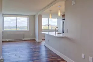 2200 Benjamin Franklin Pkwy, Philadelphia, PA 19130 - Photo 25