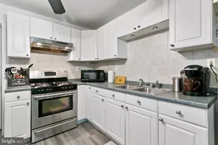 2633 S Iseminger St, Philadelphia, PA 19148 - Photo 11