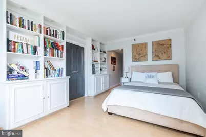 202 W Rittenhouse Square #1108, Philadelphia, PA 19103 - Photo 17