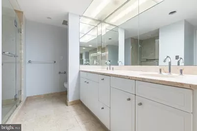 202 W Rittenhouse Square #1108, Philadelphia, PA 19103 - Photo 29