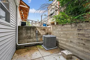 2051 S Dorrance St, Philadelphia, PA 19145 - Photo 27