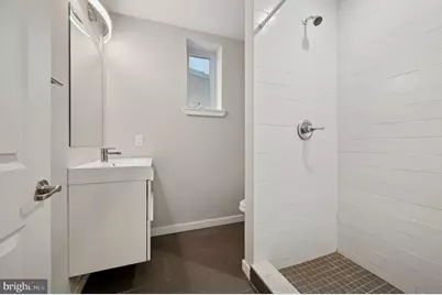 501-03 W Girard Avenue #3, Philadelphia, PA 19122 - Photo 3