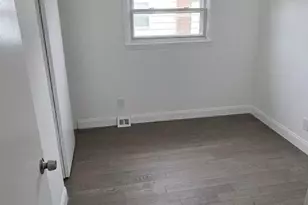 2876 Walnut Hill St, Philadelphia, PA 19152 - Photo 9