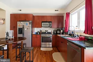 656 N 8th St, Philadelphia, PA 19123 - Photo 5