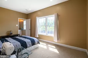 656 N 8th St, Philadelphia, PA 19123 - Photo 13