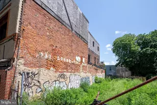 1427 Point Breeze Ave, Philadelphia, PA 19146 - Photo 3