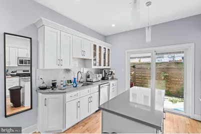 2048 Gerritt Street, Philadelphia, PA 19146 - Photo 9