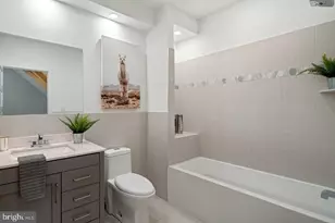 2048 Gerritt St, Philadelphia, PA 19146 - Photo 69