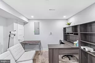 2048 Gerritt St, Philadelphia, PA 19146 - Photo 13