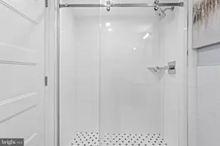 2048 Gerritt St, Philadelphia, PA 19146 - Photo 19