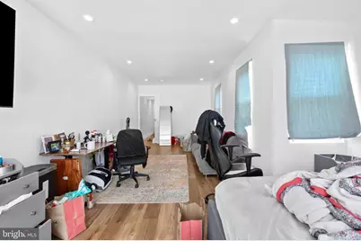 952 N 5th Street, Philadelphia, PA 19123 - Photo 11