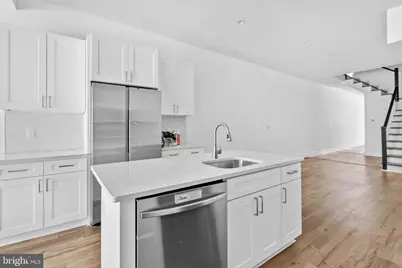 952 N 5th Street, Philadelphia, PA 19123 - Photo 9