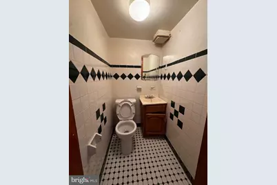 2109 S 66th Street, Philadelphia, PA 19142 - Photo 9