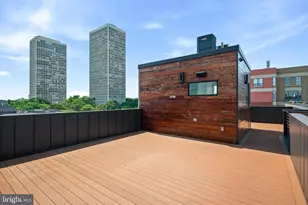 142R S Front St, Philadelphia, PA 19106 - Photo 17