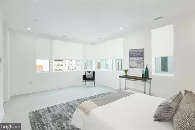 142R S Front Street, Philadelphia, PA 19106 - Photo 11