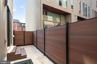 142R S Front Street, Philadelphia, PA 19106 - Photo 25