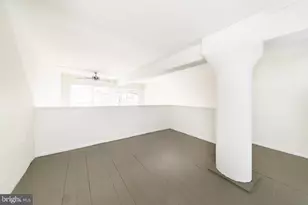 1329 Lombard St, Philadelphia, PA 19147 - Photo 21