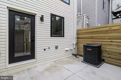 2139 Sears Street, Philadelphia, PA 19146 - Photo 11