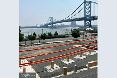 319 N Front Street, Philadelphia, PA 19106 - Photo 3