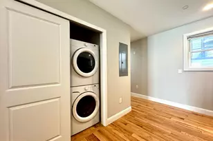 1014 E Moyamensing Ave, Philadelphia, PA 19147 - Photo 9