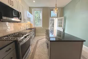 318 Bainbridge St, Philadelphia, PA 19147 - Photo 15