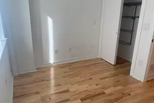 1325 S Myrtlewood St, Philadelphia, PA 19146 - Photo 11