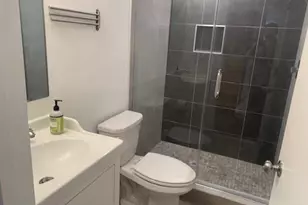 1325 S Myrtlewood St, Philadelphia, PA 19146 - Photo 17