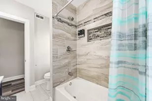 930 N 30th St, Philadelphia, PA 19130 - Photo 13